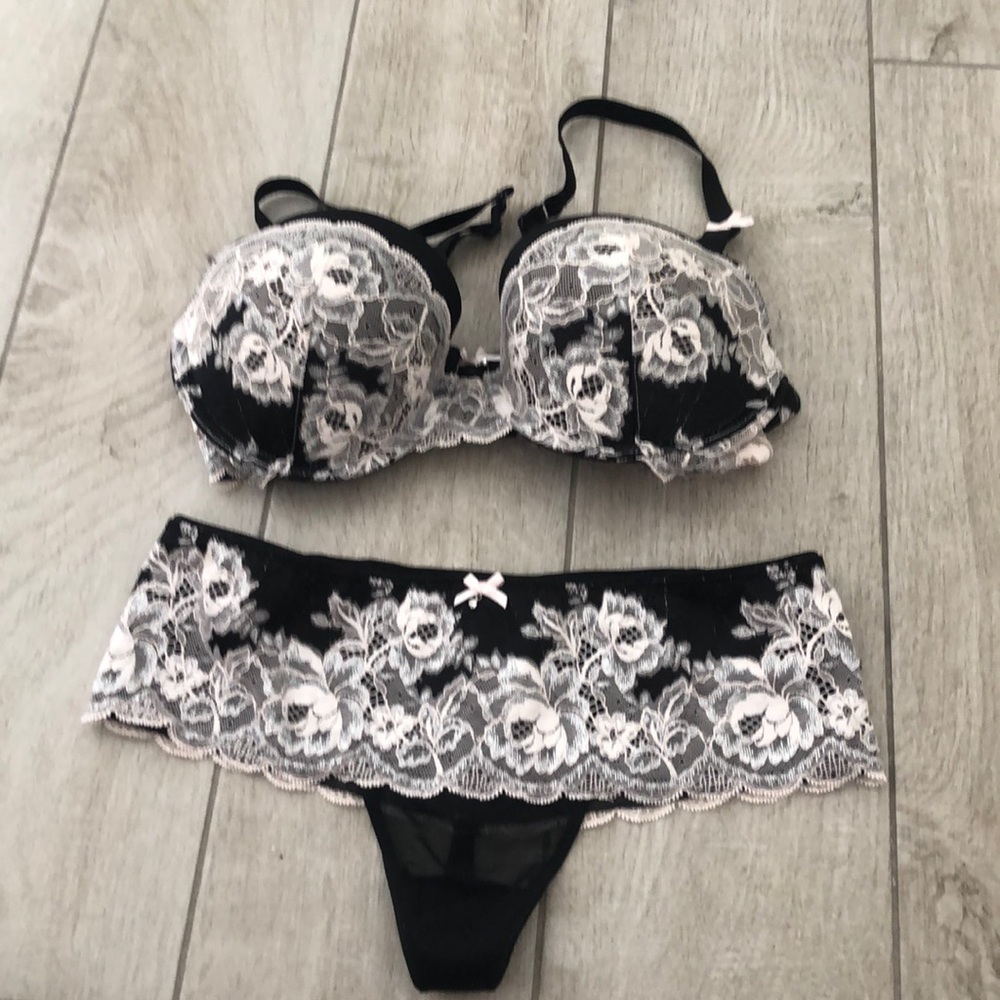 Gorgeous vs set